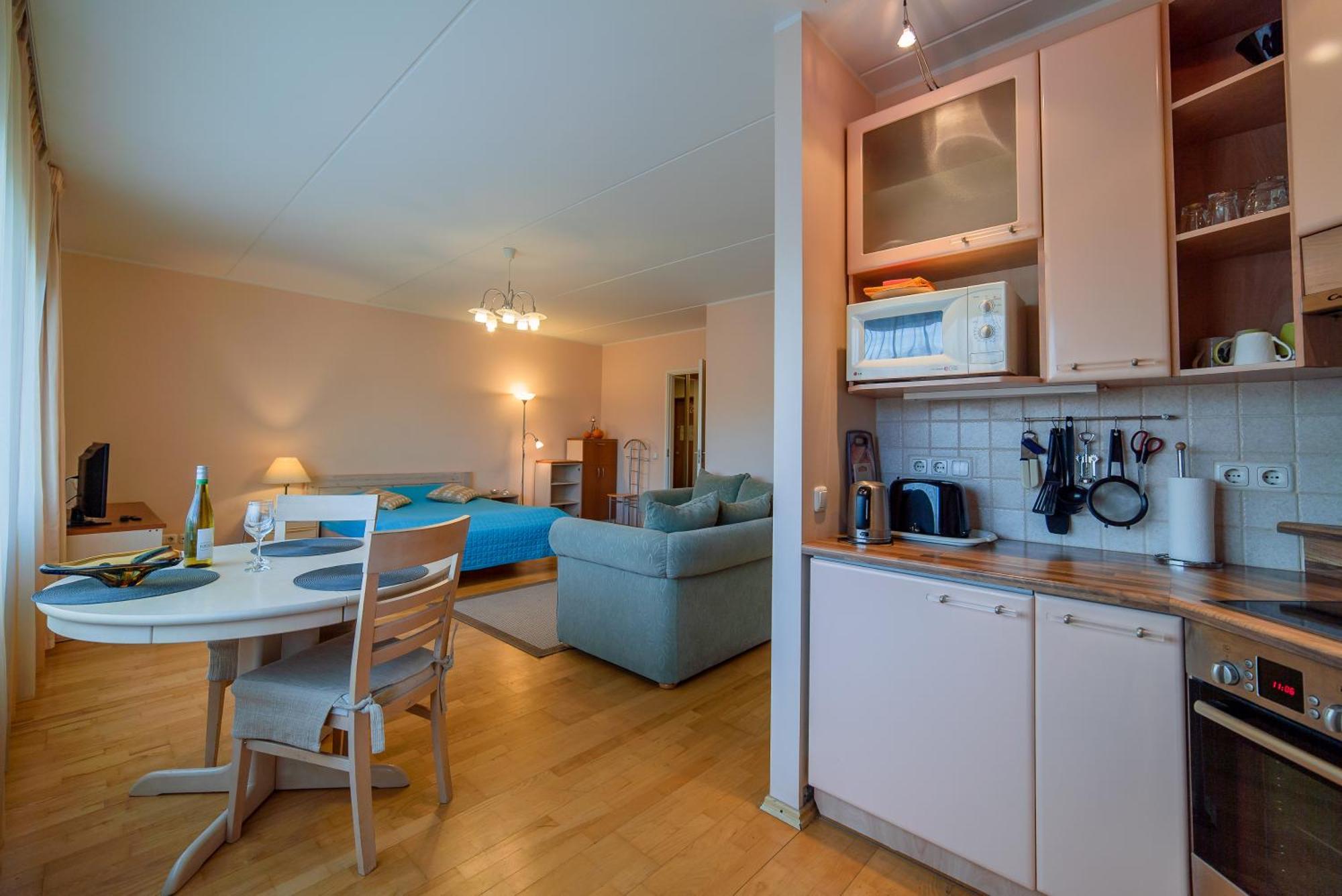 Romeo Family Kaarli Apartment Ταλίν Εξωτερικό φωτογραφία